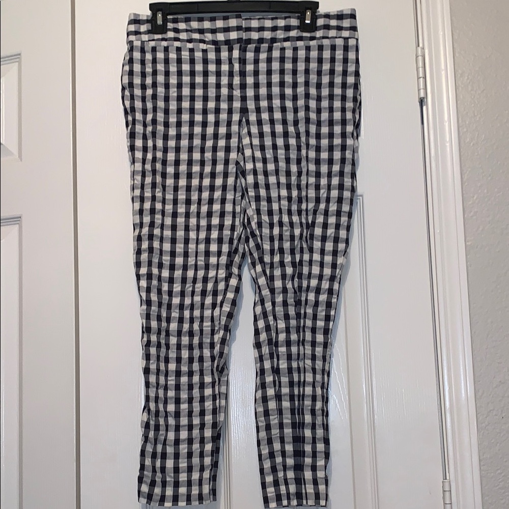 Ann Taylor LOFT Black and White checkered pant